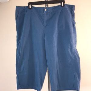 Merona Capris SIZE XXL